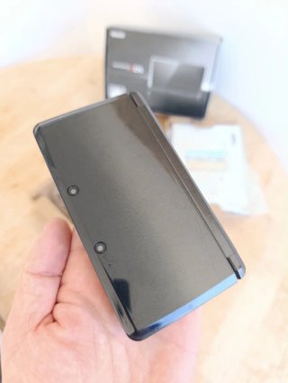 Consola Nintendo 3DS negra