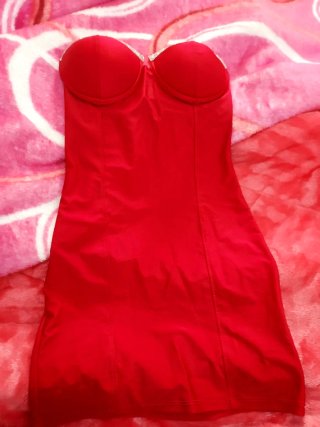 Vestido rojo con brillantitos