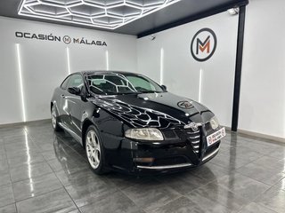 Alfa Romeo GT 1.9 JTD Distinctive - 199.000Km
