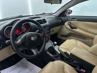 Alfa Romeo GT 1.9 JTD Distinctive - 199.000Km