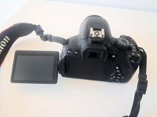 Canon EOS 700D + Objetivo 18-55mm