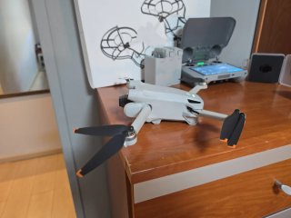 DJI Mini 3 pro con accesorios