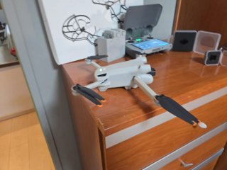 DJI Mini 3 pro con accesorios