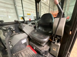 Mini Excavadora Bobcat E26