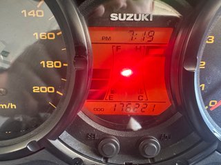 Suzuki V-Strom 650 DL Adventure Moto