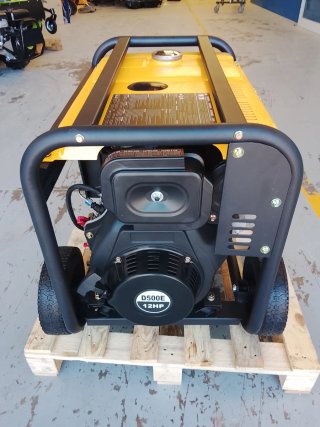 Generador Kompak K8000LE-T 8100W