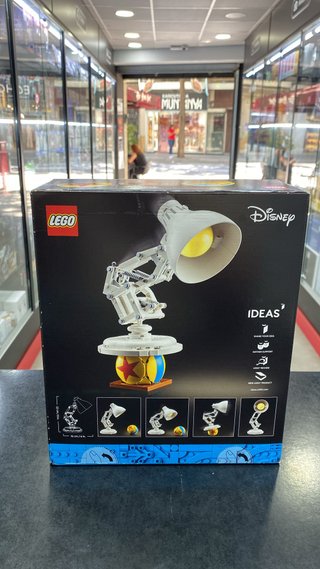 LEGO Ideas Disney Pixar Luxo Jr.