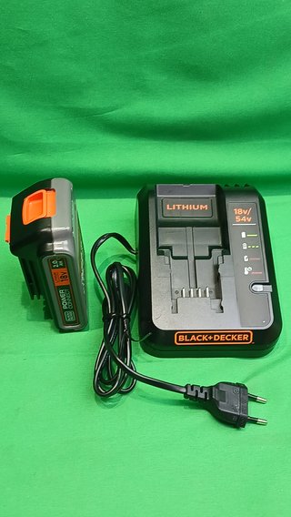 Kit Batería y Cargador Black+Decker 18V