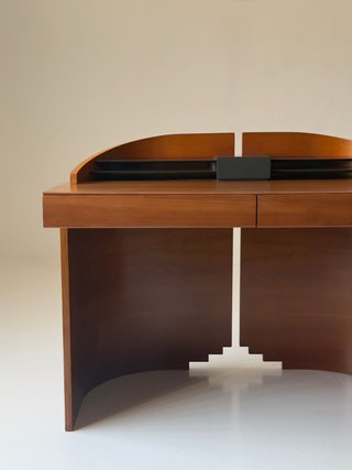 Escritorio postmoderno 1980 vintage
