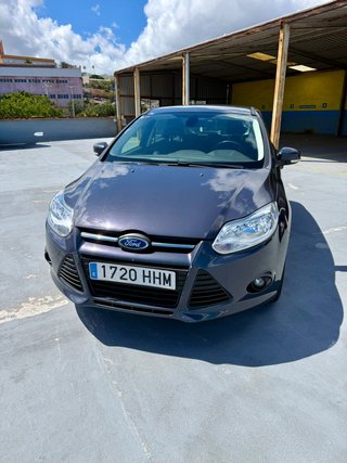 Ford Focus gasolina SOLO 19.159 km con ITV pasada