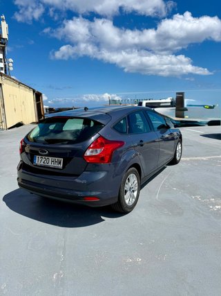 Ford Focus gasolina SOLO 19.159 km con ITV pasada