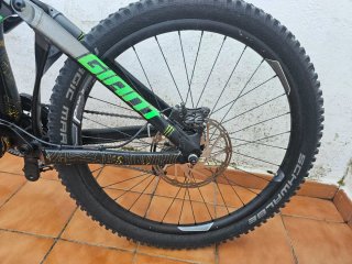 Giant Glory Maestro 2 Downhill Bike ESCUHO OFERTAS