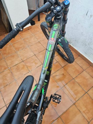 Giant Glory Maestro 2 Downhill Bike ESCUHO OFERTAS