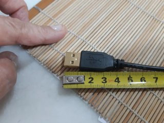 Cavo USB a Jack 3.5mm