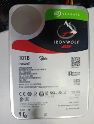 3 Discos Duros Seagate 10TB IronWolf NAS