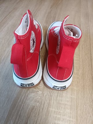 Zapatillas Converse rojas altas