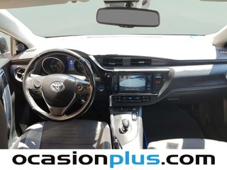 Toyota Auris 1.8 Hybrid Active 100 kW (136 CV)