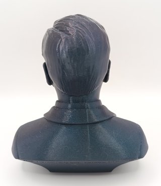 Busto Surrealista Spirale Senza Volto Statua 3D