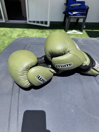 Guantes de Boxeo Ring to Cage Verdes 50oz 1,4kg!