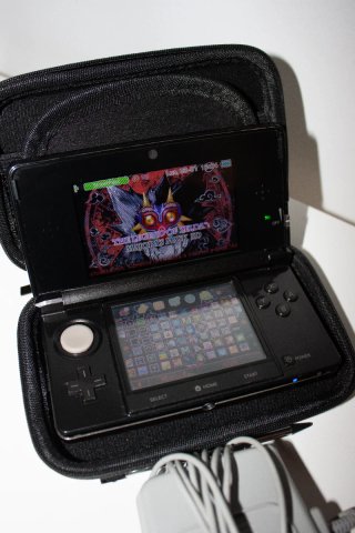 Nintendo 3DS Negra INBOX + Juegos