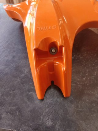 Protector cabezal desbrozadora Stihl naranja
