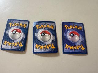 Lotto 3x Carte Pokemon: Salamence, Wailord, Blazik