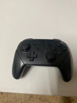 Nintendo Switch + 3 Juegos + Mando Pro