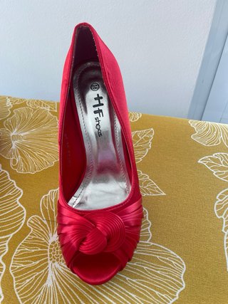 Zapatos HF Shoes Talla 36 Rojos Nuevos