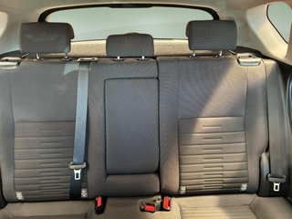 Toyota Auris 1.8 140H Hybrid Active