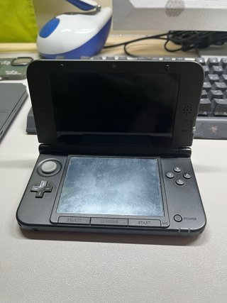 Nintendo 3DS XL Roja