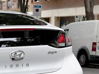 HYUNDAI IONIQ 1.6 GDI PHEV Tecno DCT