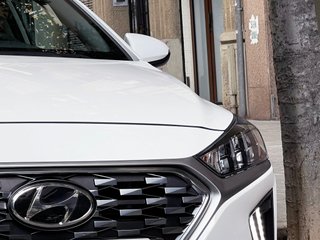 HYUNDAI IONIQ 1.6 GDI PHEV Tecno DCT