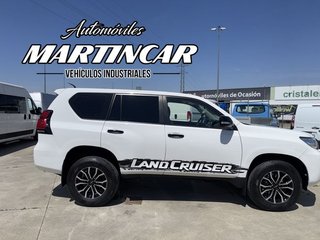 Toyota Land Cruiser GX (2018)