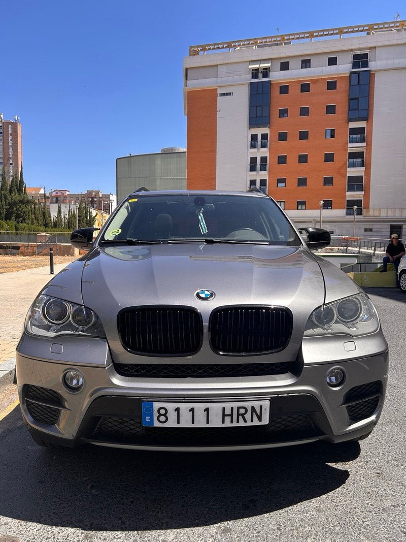 BMW X5 xDrive30D 245CV xDrive Automático. Año 2013 - foto 1