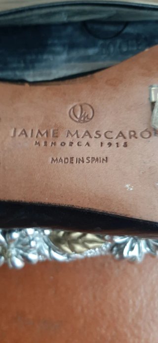 Zapatos de piel negros Jaime Mascaró talla 35.
