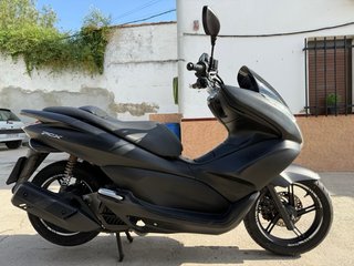 Scooter honda pcx 125 año 2012