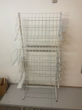 Revistero Metálico Blanco para Comercio