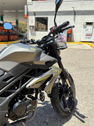 Benelli BN125
