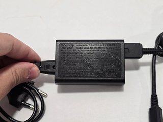 Cargador Ps Vita 2000 original sony