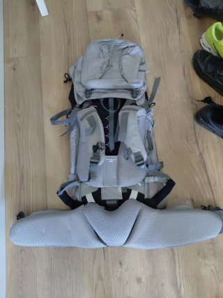Mochila montaña Symbium 50+10 Con funda de lluvia