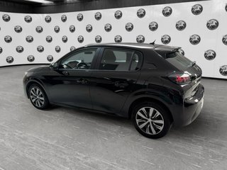 Peugeot 208 2022 con tan solo 22.000km