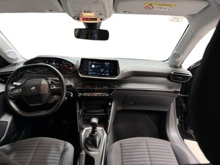 Peugeot 208 2022 con tan solo 22.000km