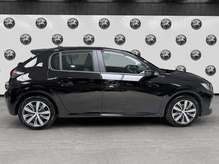 Peugeot 208 2022 con tan solo 22.000km