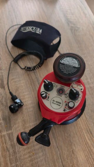 Flash Buceo Inon D-200 Ultra Wide
