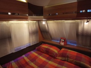 CARAVANA ADORA 563 TK EN VENDA – 7 PLACES