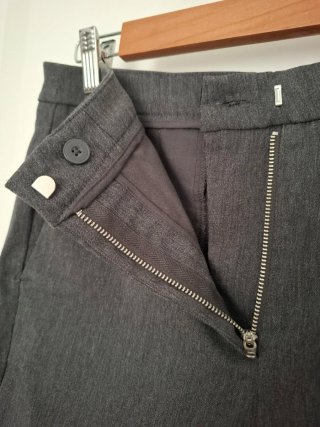 Pantalón formal gris Mango