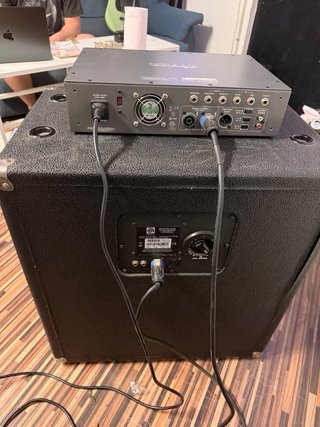 Ampeg SVT 7 Pro + SVT-410HE (cabeza y pantalla)