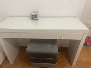 Tocador/Escritorio Blanco con Cristal