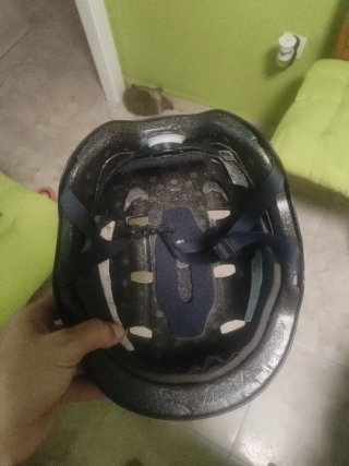 Casco Oxelo Negro con Tiras