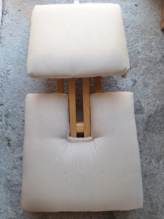 Silla ergonómica postural de rodillas